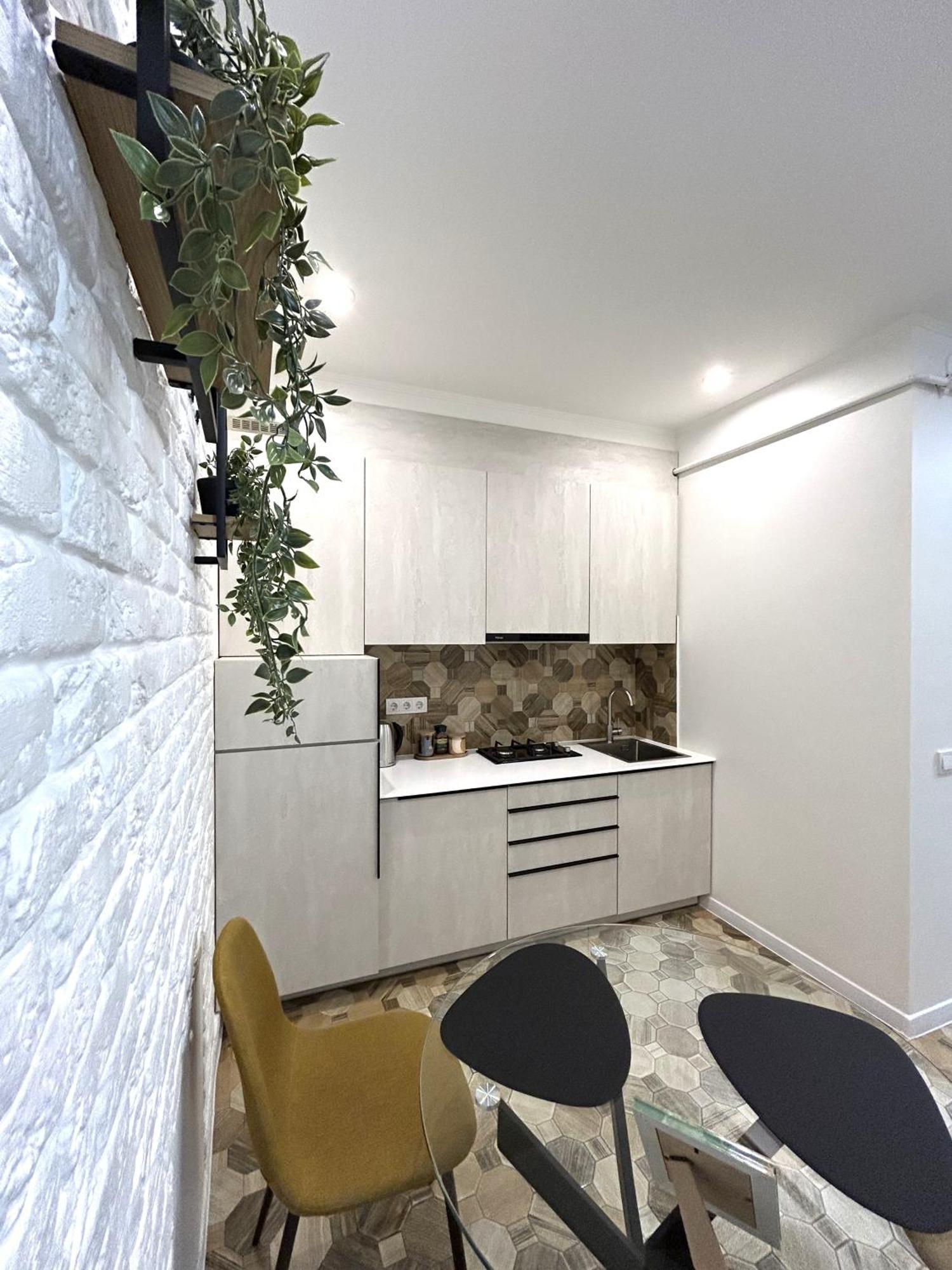 Modern Apartment, 100M To Opera Львов Экстерьер фото